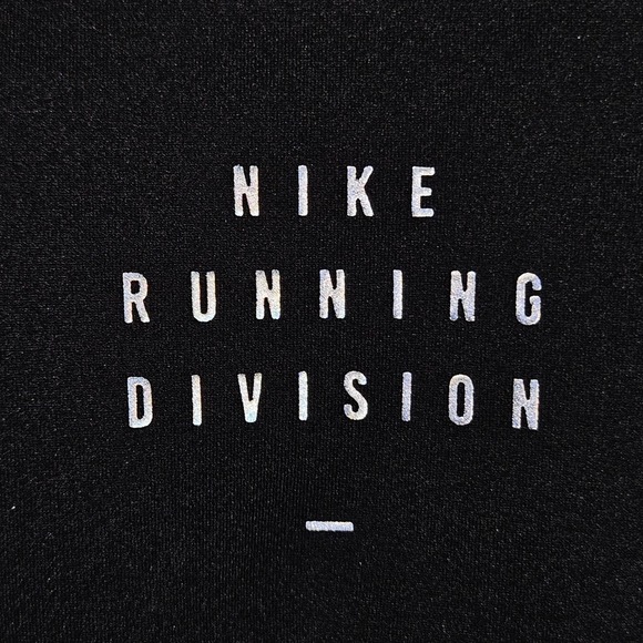 Nike Running Division Long Sleeve Top Women's Pleated Dri-FIT - Picture 6 of 8